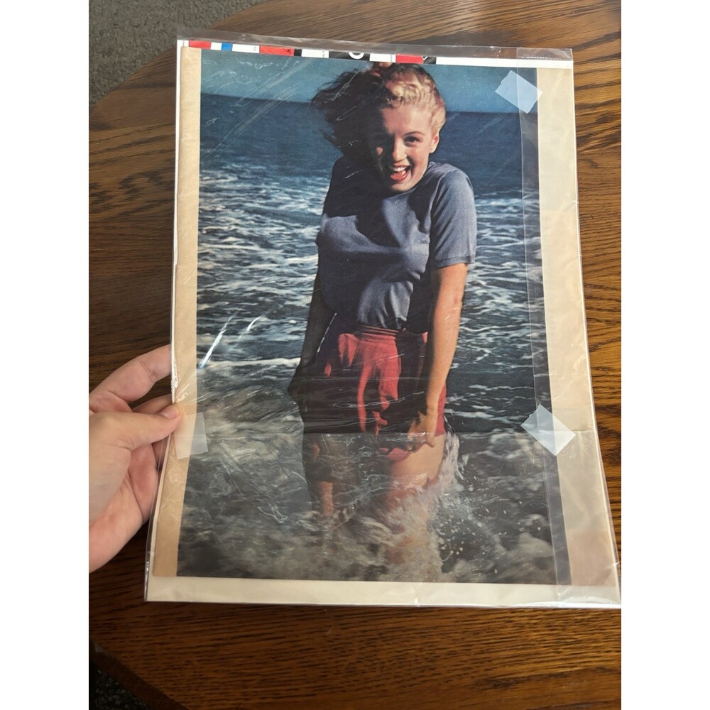 Original Marilyn Monroe Ad Ocean Waves - Picture 2 of 2
